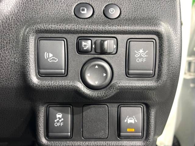 Nissan NOTE 2017-11 189570-4