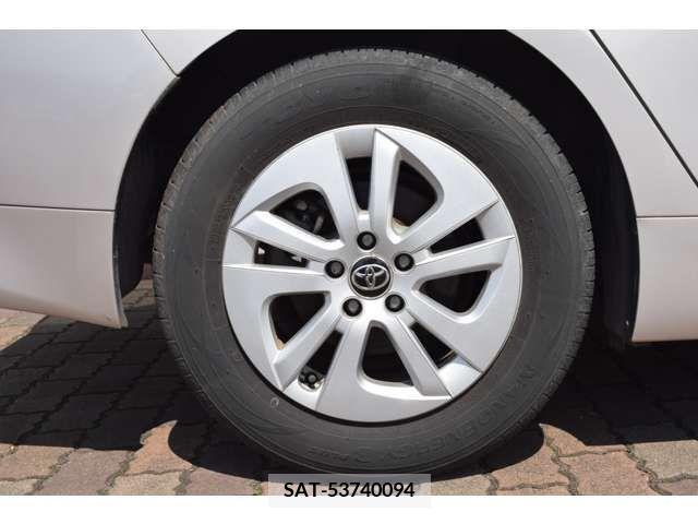 Toyota PRIUS 2017-03 322339-18