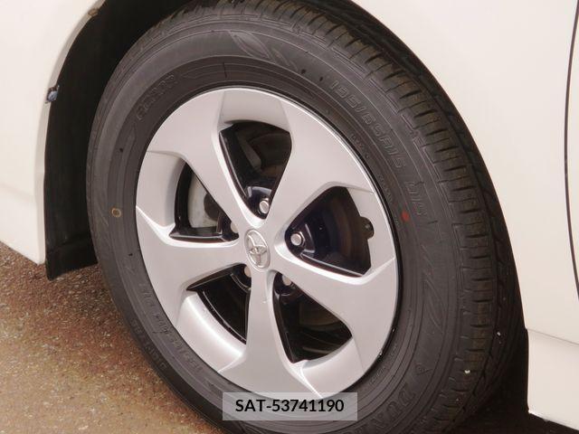 Toyota PRIUS 2014-11 386953-25