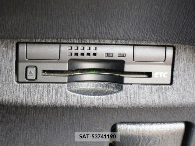 Toyota PRIUS 2014-11 386953-21