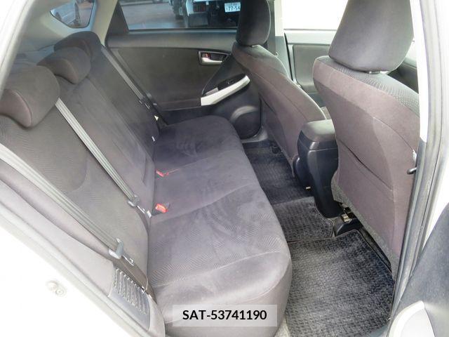 Toyota PRIUS 2014-11 386953-9