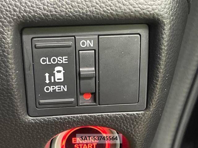 Honda N BOX CUSTOM 2018-08 256909-5