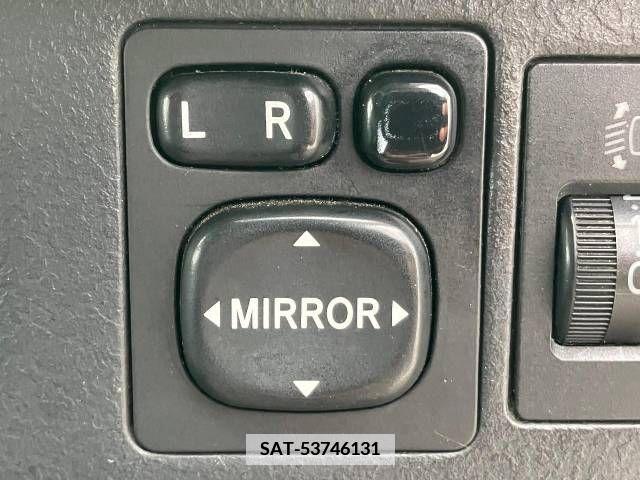 Toyota BB 2005-12 386067-6