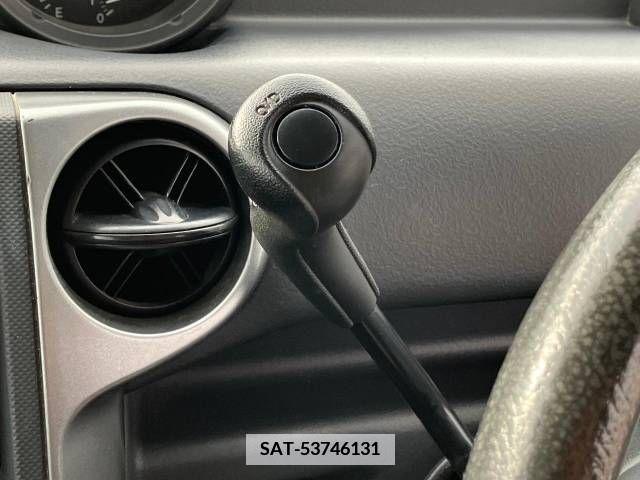 Toyota BB 2005-12 386067-5