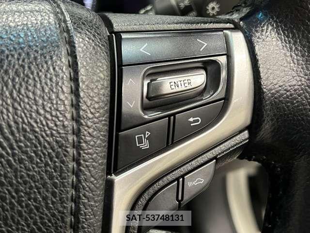 Toyota CROWN SEDAN 2015-10 224330-19