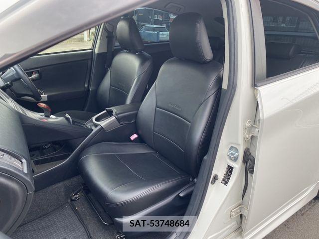 Toyota PRIUS 2012-01 335143-16