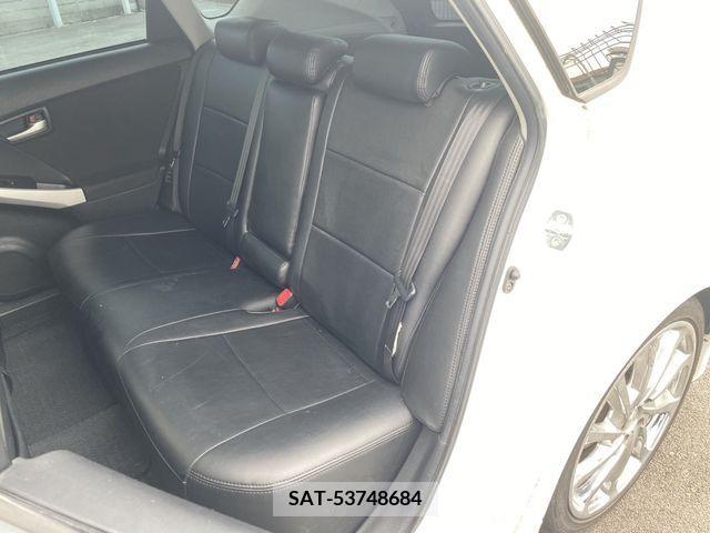 Toyota PRIUS 2012-01 335143-18