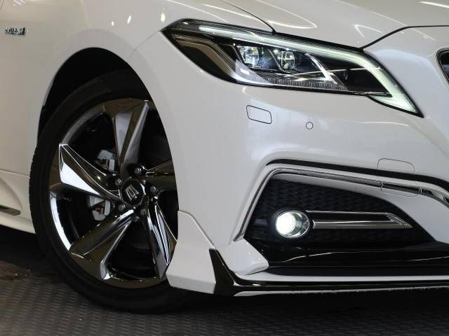 Toyota CROWN SEDAN 2019-11 185818-12