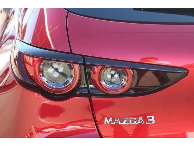 Mazda MAZDA3 2019-09 24693-5