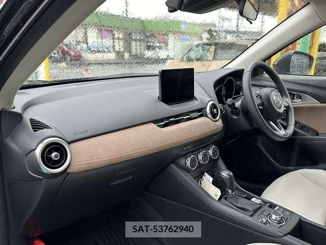 Mazda CX-3 2022-01 295516-4