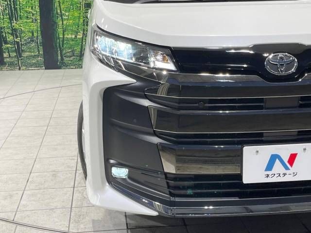 Toyota NOAH 2023-06 188495-13