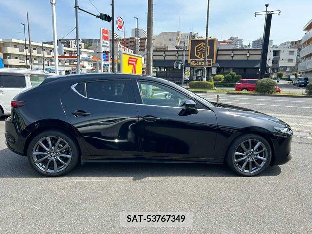Mazda MAZDA3 2019-08 229794-3