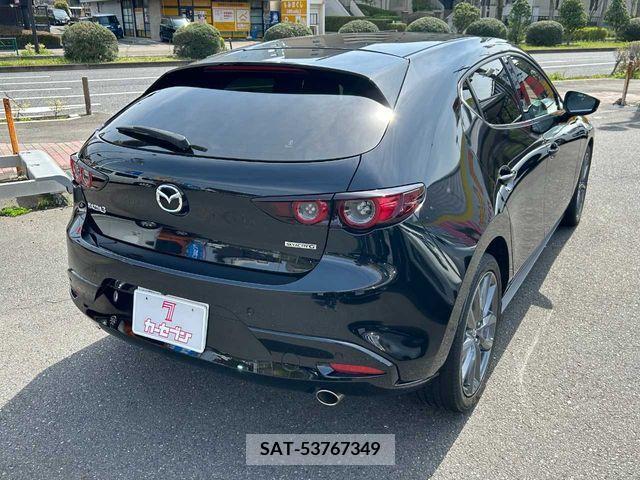 Mazda MAZDA3 2019-08 229794-4