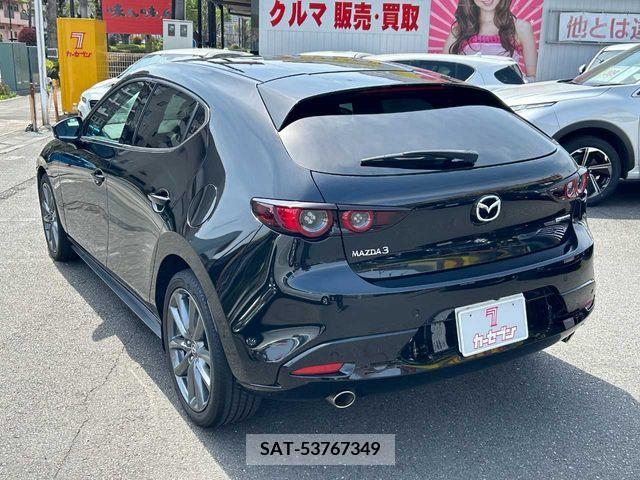 Mazda MAZDA3 2019-08 229794-6