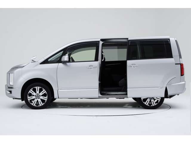 Mitsubishi DELICA D5 2021-03 724-3