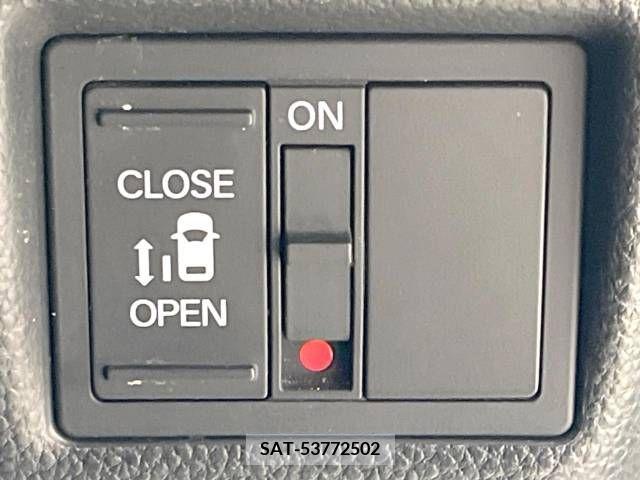 Honda N BOX CUSTOM 2017-09 386108-2