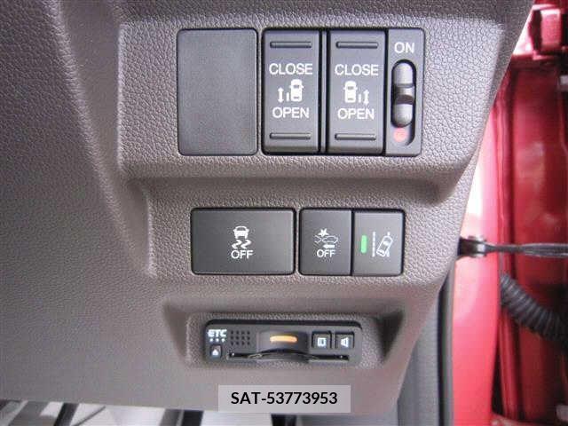 Honda FREED 2022-09 233590-6