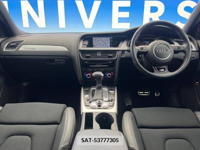 Audi A4 2015-06 241203-1
