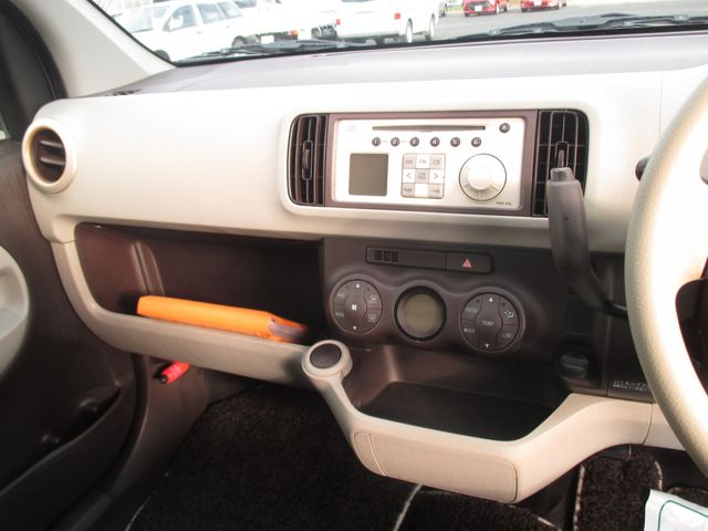 Toyota PASSO 2015-04 194285-20