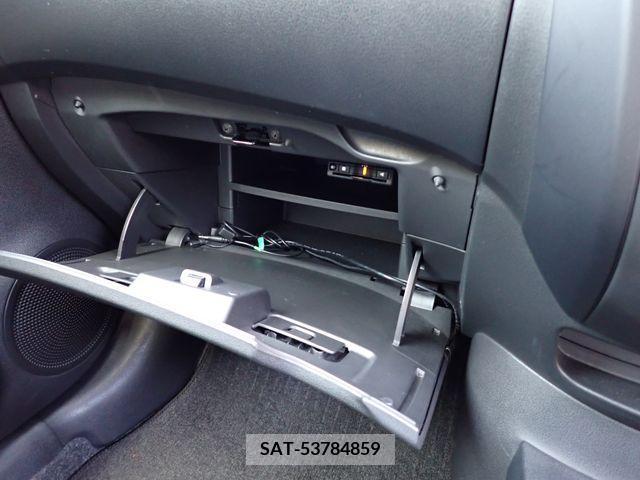 Nissan NOTE 2020-02 302468-21