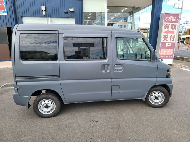 Mitsubishi MINICAB VAN 2010-07 18390-10