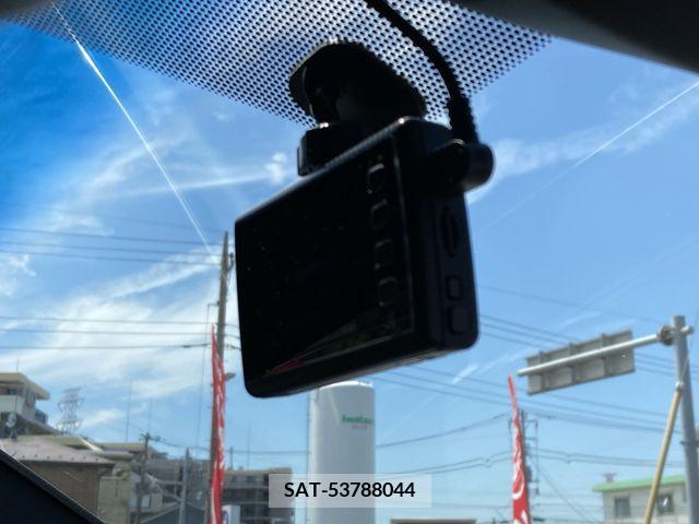 Toyota HARRIER HYBRID 2015-08 300118-22