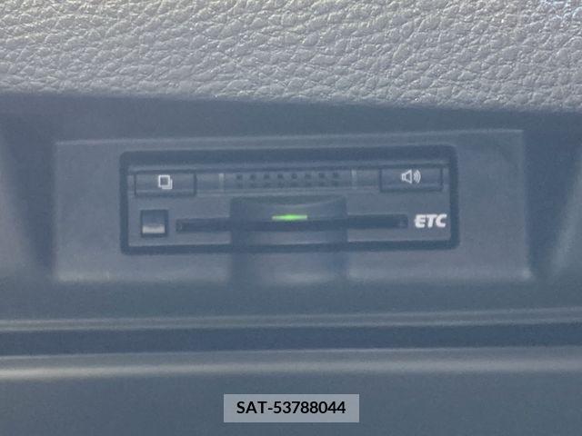 Toyota HARRIER HYBRID 2015-08 300118-21