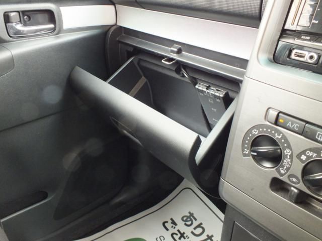 Daihatsu MOVE CONTE 2017-05 14040-29