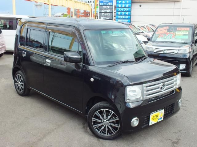 Daihatsu MOVE CONTE 2017-05 14040-10