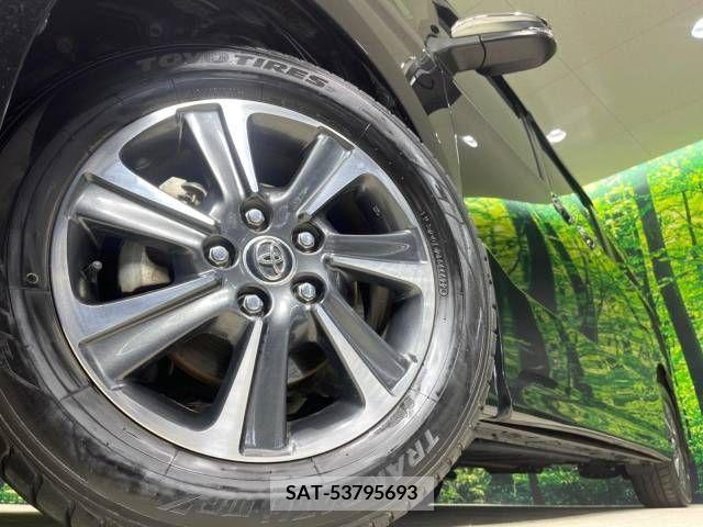 Toyota VOXY 2018-12 224688-14