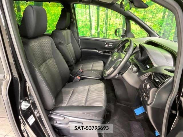 Toyota VOXY 2018-12 224688-8