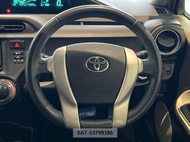 Toyota AQUA 2013-07 356247-11