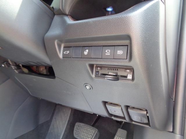 Toyota RAV4 2020-09 3231-12