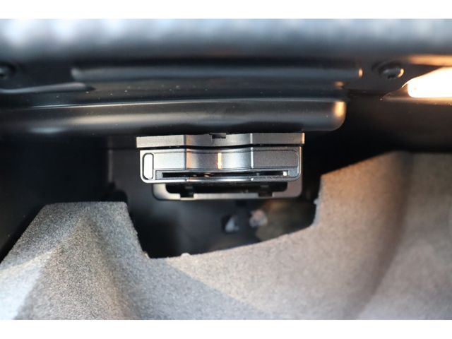 Mercedes Benz A-CLASS 2017-01 5317-11