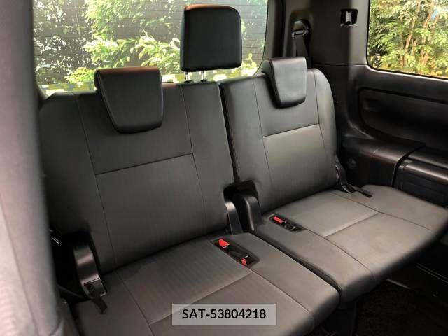 Toyota ESQUIRE 2017-06 321528-10