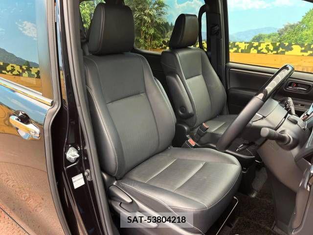 Toyota ESQUIRE 2017-06 321528-8
