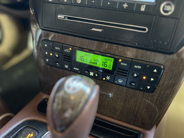 Maserati QUATTROPORTE 2011-04 1710-17