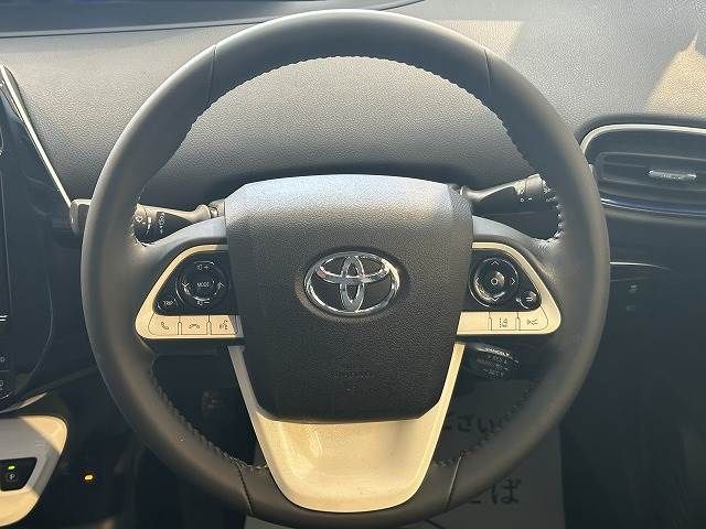 Toyota PRIUS 2016-05 188328-4