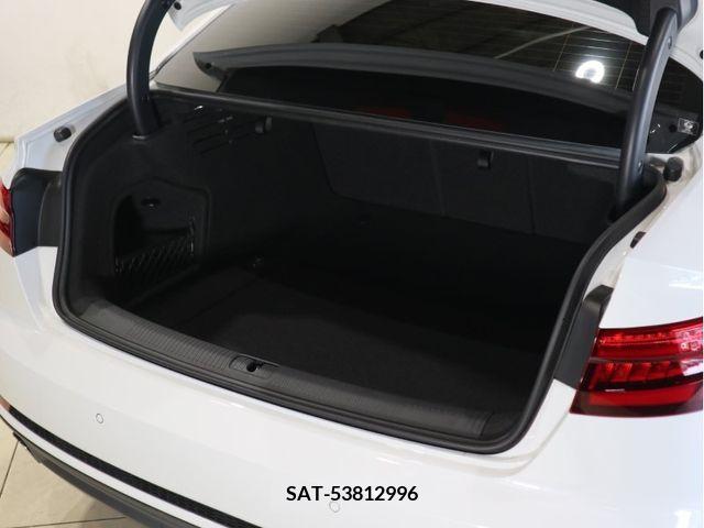 Audi A4 2016-02 356486-22