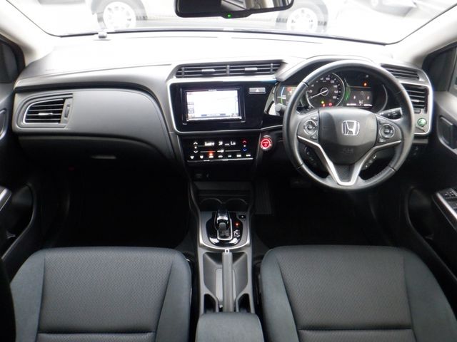 Honda GRACE 2018-07 5856-1