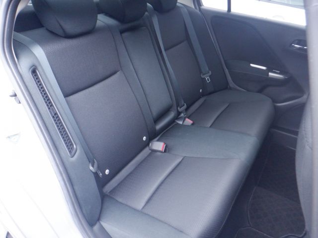 Honda GRACE 2018-07 5856-13