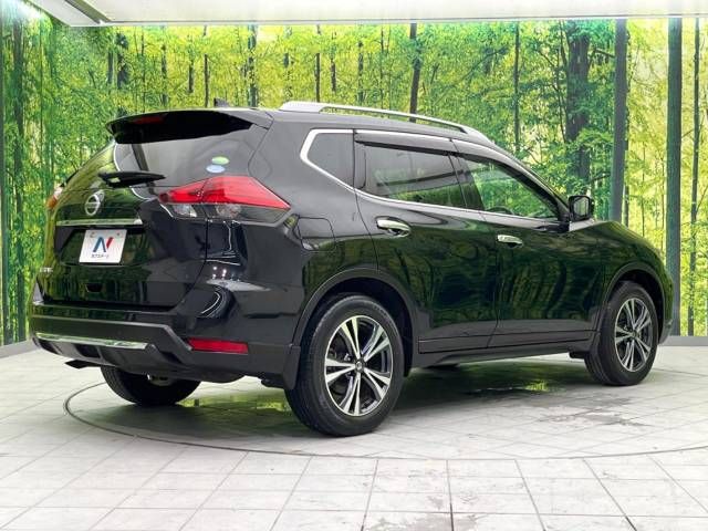 Nissan X-TRAIL 2017-12 187677-18