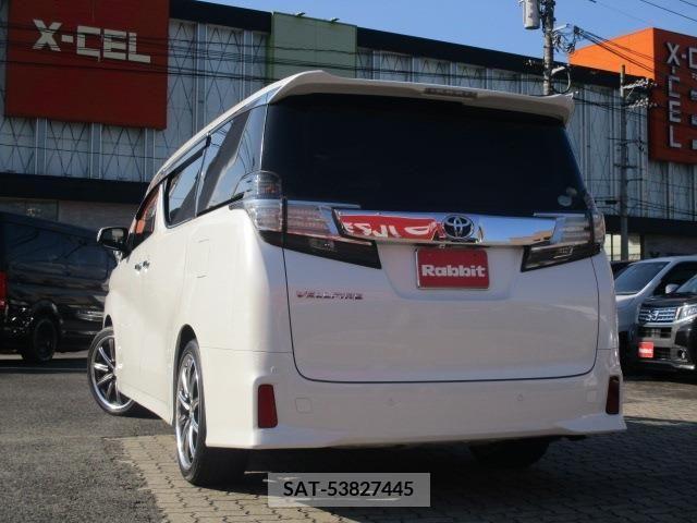 Toyota VELLFIRE 2015-06 348765-1