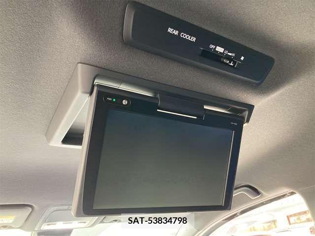 Toyota VOXY 2016-11 288924-14