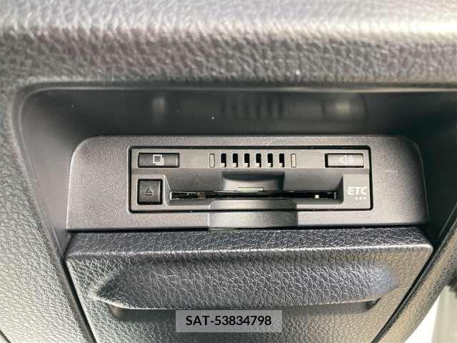 Toyota VOXY 2016-11 288924-15