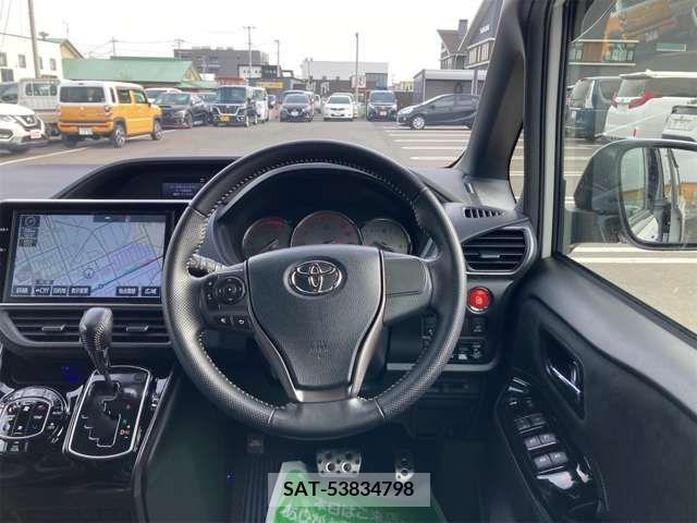 Toyota VOXY 2016-11 288924-10