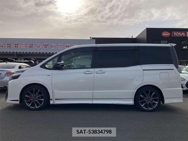 Toyota VOXY 2016-11 288924-7