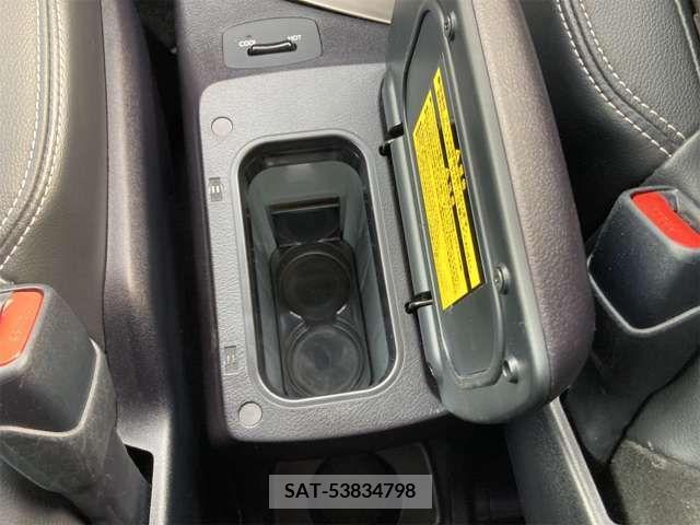 Toyota VOXY 2016-11 288924-19