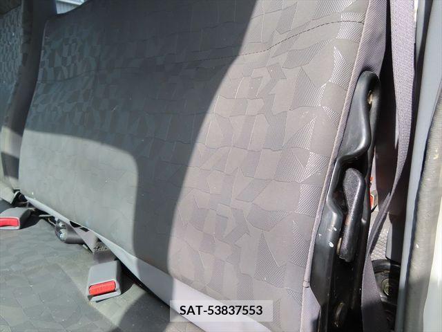 Isuzu ELF TRUCK 2006-02 200127-9