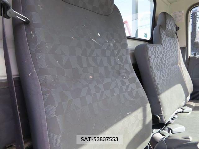 Isuzu ELF TRUCK 2006-02 200127-7